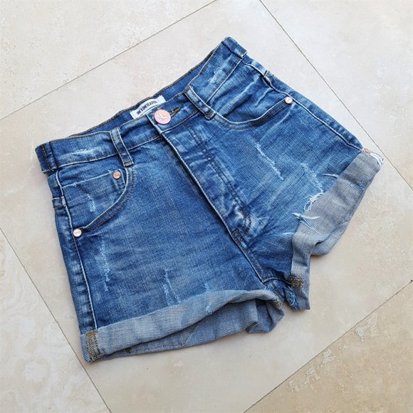 ONE TEASPOON Harlets High Rise Cuff Jean Shorts 24 - Picture 3 of 9